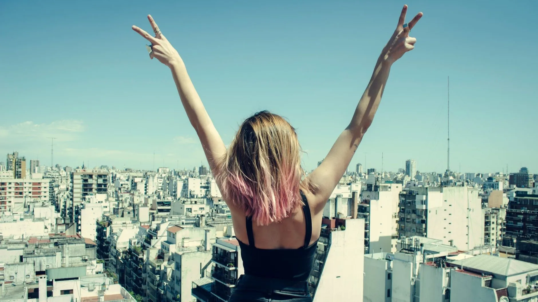 17 Perks of Being a Tall Girl